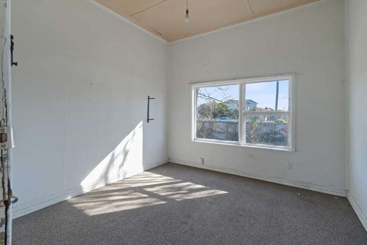 290 Pages Road Wainoni_10