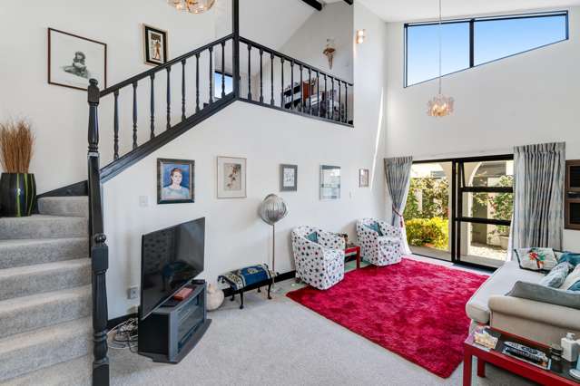 A Magical Townhouse!