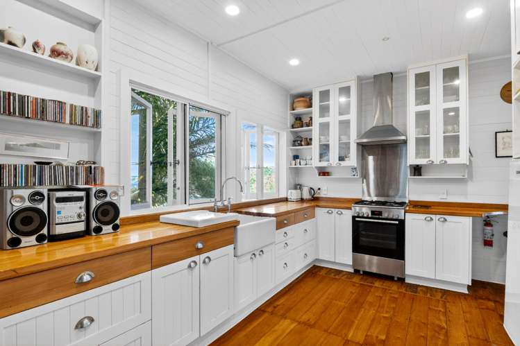 8 Robertson Street Russell_11