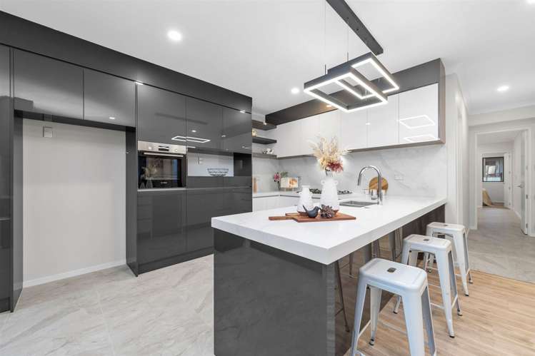 18 Tullymore Drive Flat Bush_6