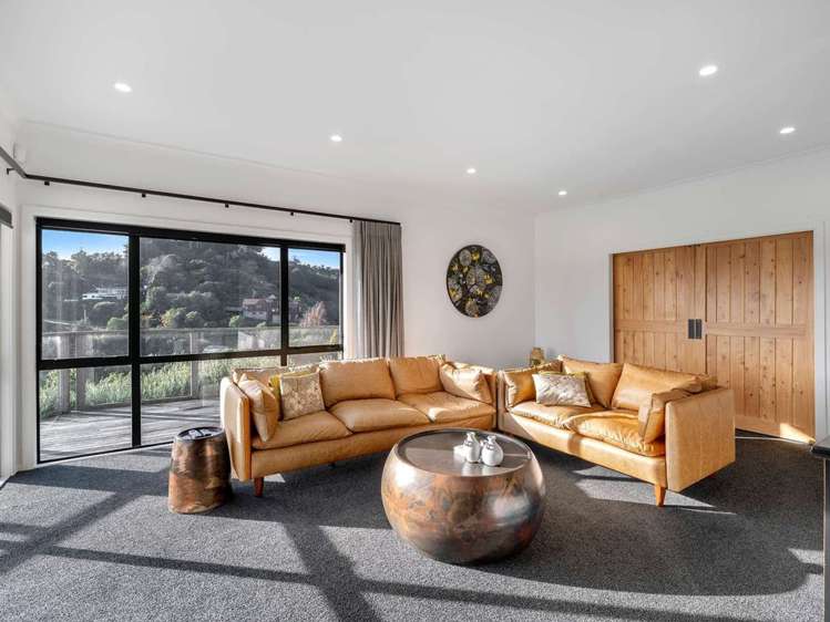 1 Shakespeare Road Bastia Hill_14