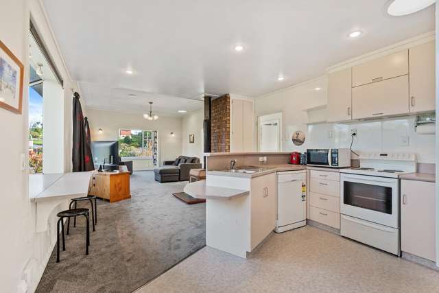 8 Elwyn Crescent Green Island_3