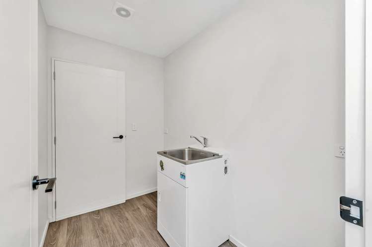 49 Tobollie Drive Rolleston_32