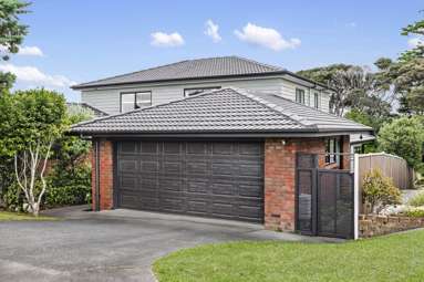 2/159 Norman Lesser Drive_2