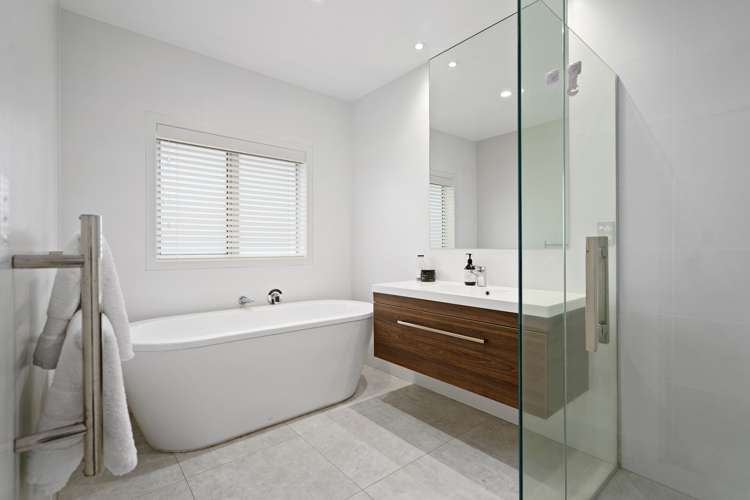 50 Jarrett Terrace Leamington_17