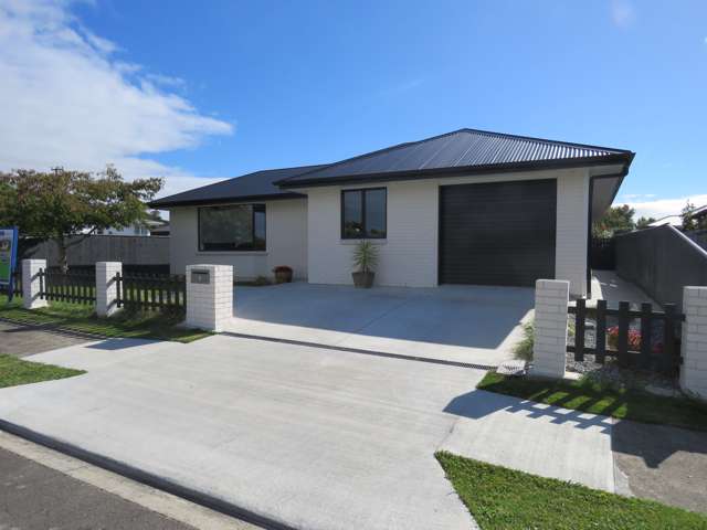 1 Lancewood Avenue Feilding_1