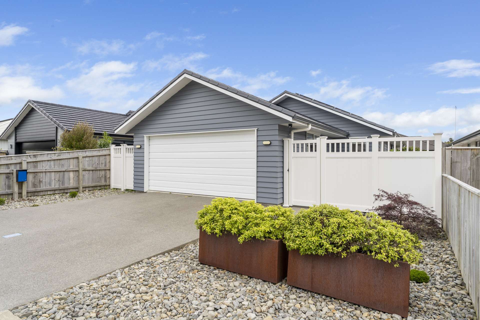 8 Paioke Street Waikanae_0