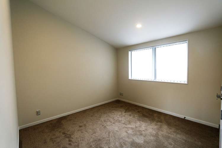 2180b Great North Road Avondale_12