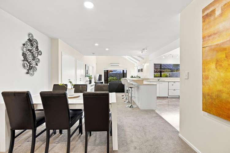 52 Anglesea Avenue Parklands_6