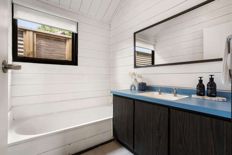 1210 Hikuai Settlement Road Pauanui_20