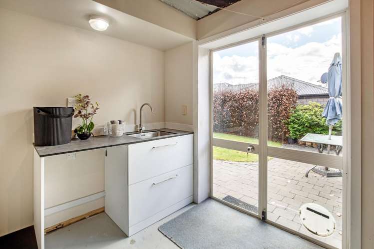 32 George Street Rolleston_16