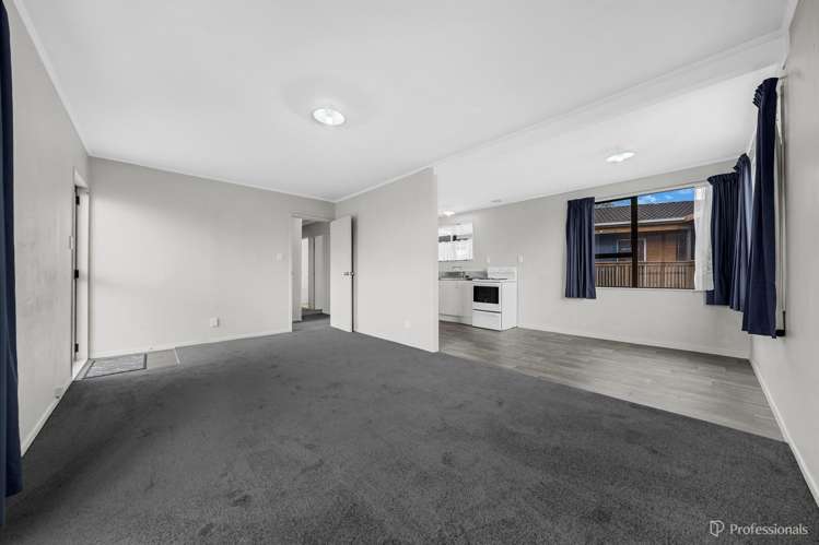 2/40 Palmers Road Clendon Park_3