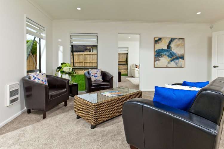 14 Thomas Hamer Place Greenhithe_10