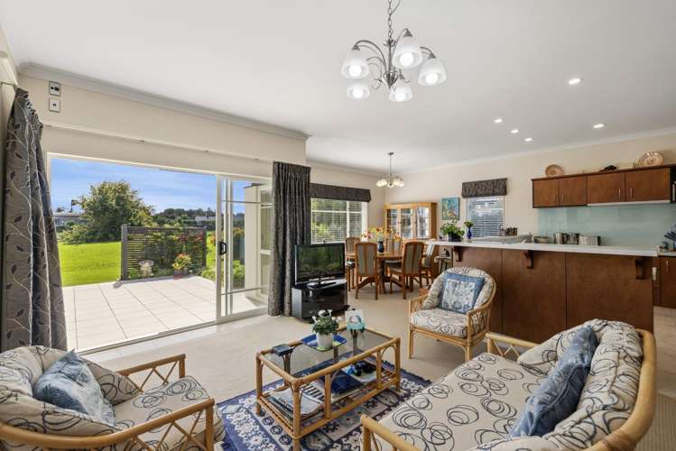 57 Oriental Parade Papamoa_13