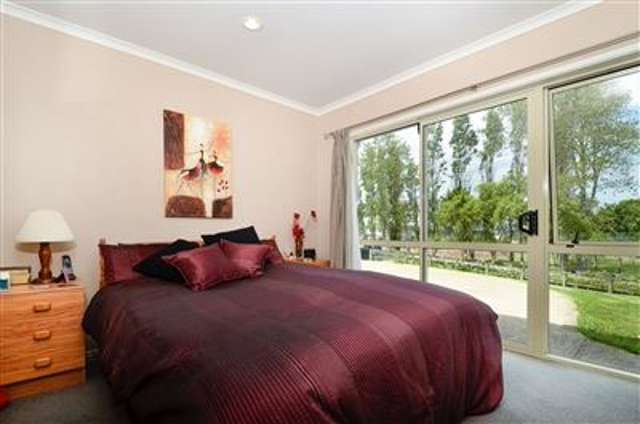 2/265a Old North Road Kumeu_3