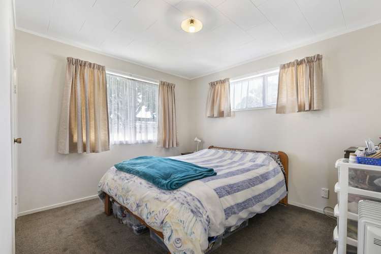 7 Almay Place Clover Park_10