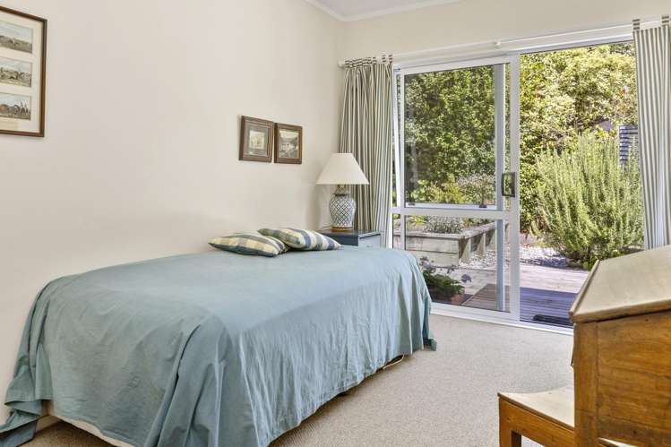 14 Robinson Terrace Rangatira Park_12