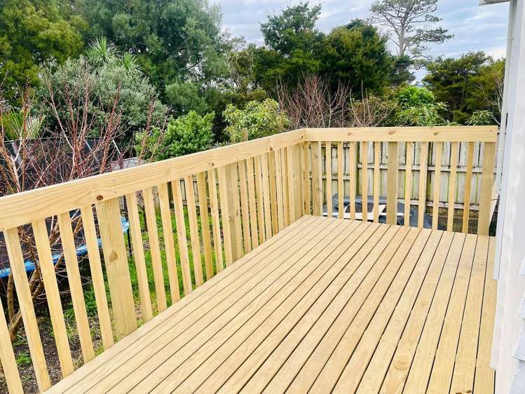 9 Alexander Road Algies Bay_1