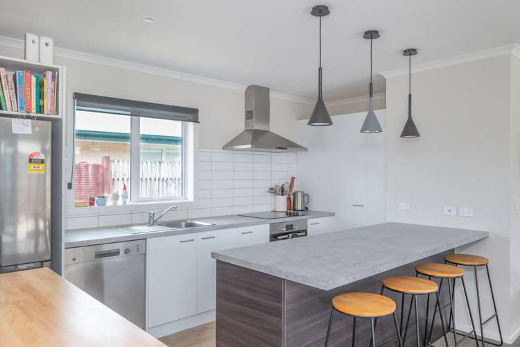 7 Sandown Avenue Himatangi Beach_6