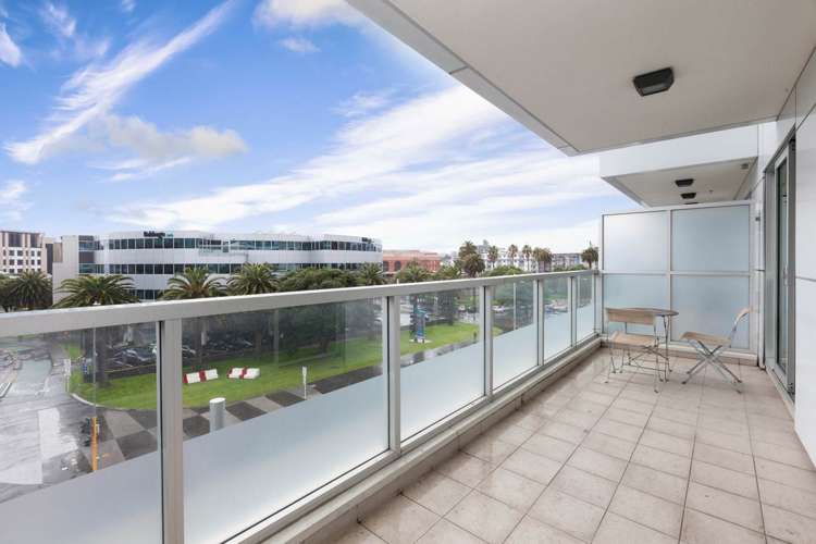 303/85 Beach Road Auckland Central_6