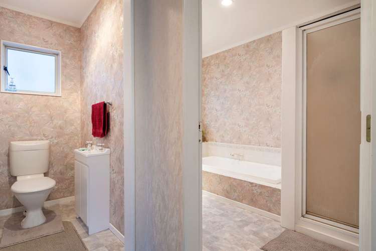 16 Astor Place Welcome Bay_15