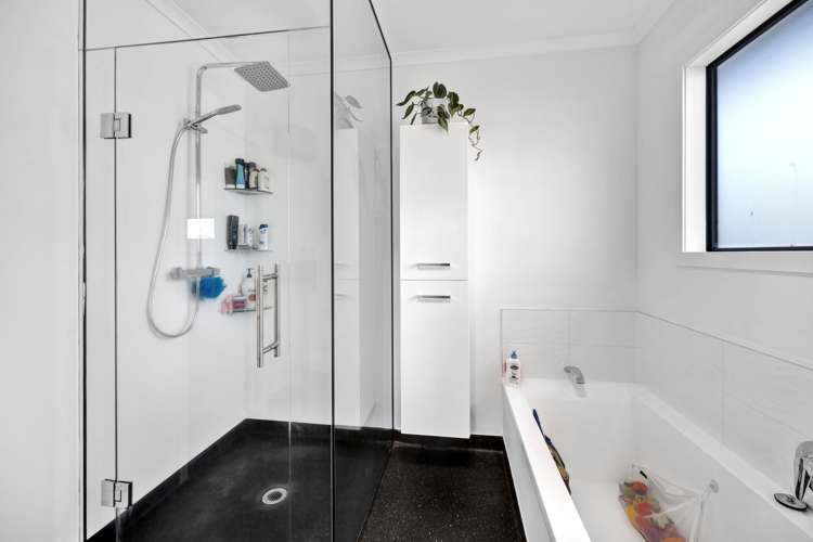 35 Collins Street Hawera_15