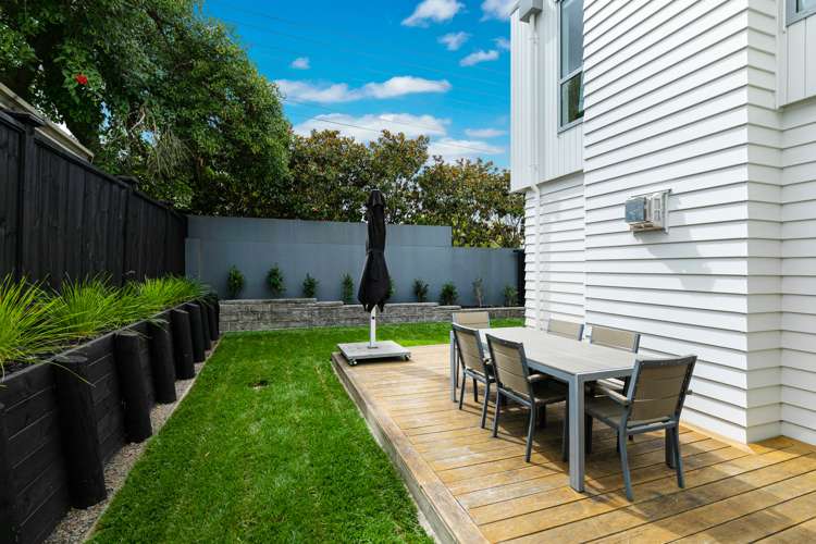 144 East Coast Road Forrest Hill_5