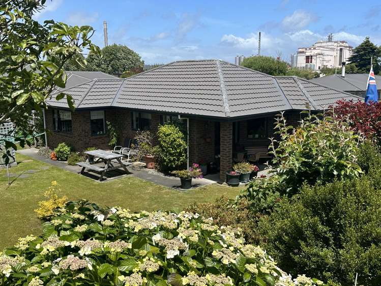 88 Hoffman Street Hokitika_17