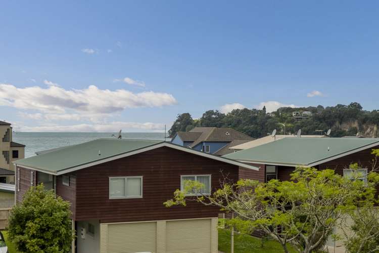 24/18 Eyre Street Whitianga_14