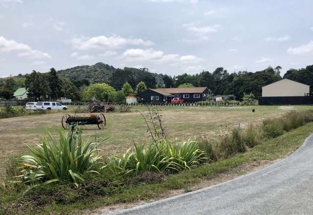 984 Kahikatea Flat Road Waitoki_2