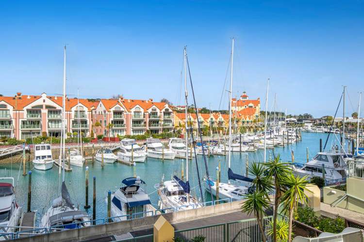 49 Waterside Crescent Gulf Harbour_41