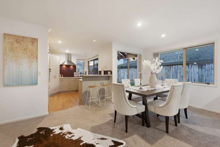 19 Norm Pellow Drive Manurewa_3
