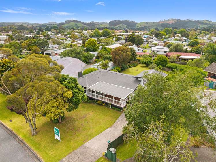 16 Otuhiwai Crescent Tikipunga_1