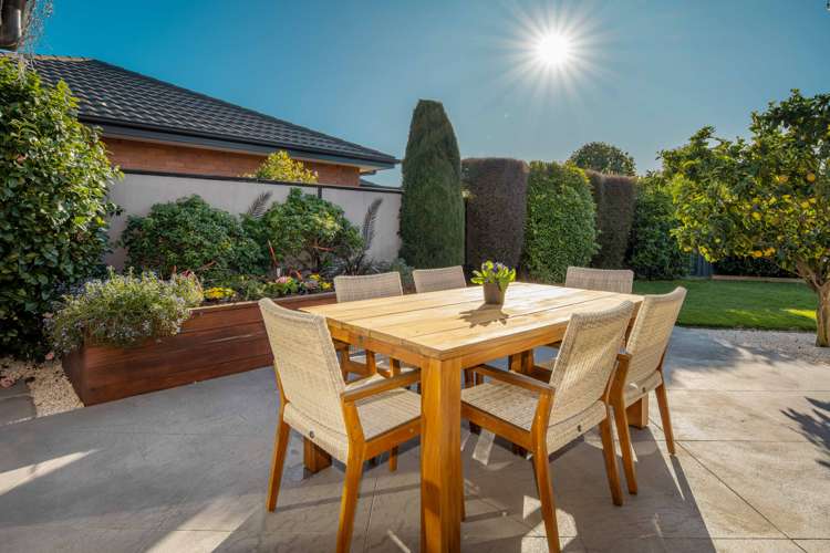 8 Kensington Place Springlands_10