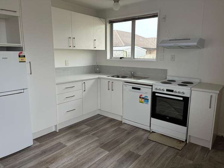 2/12 Chaucer Street_1