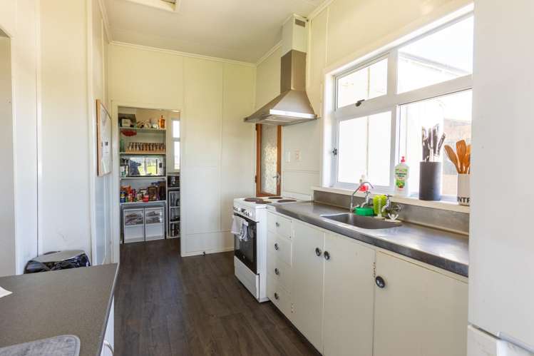 184 South Road No 2 Eketahuna_34