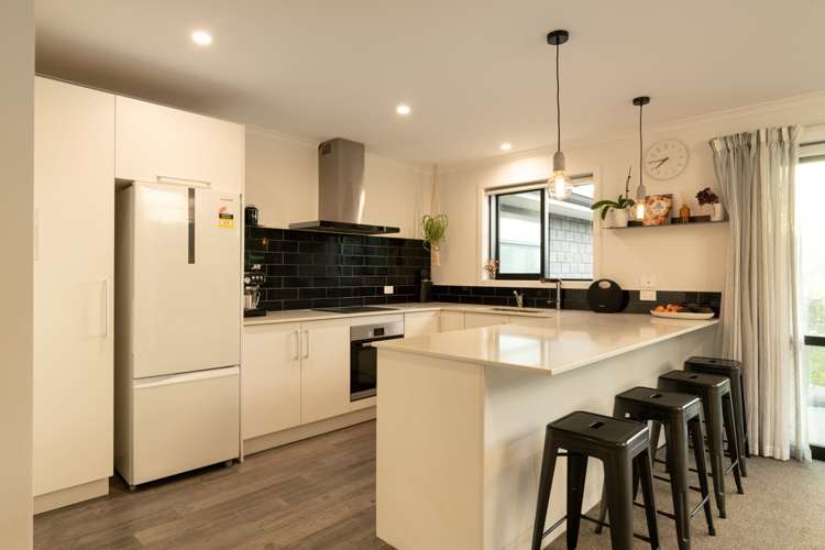 205 Ballintoy Park Drive Welcome Bay_8