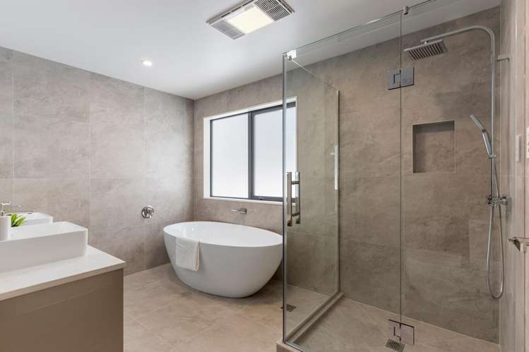 2/32 Caversham Drive Torbay_19