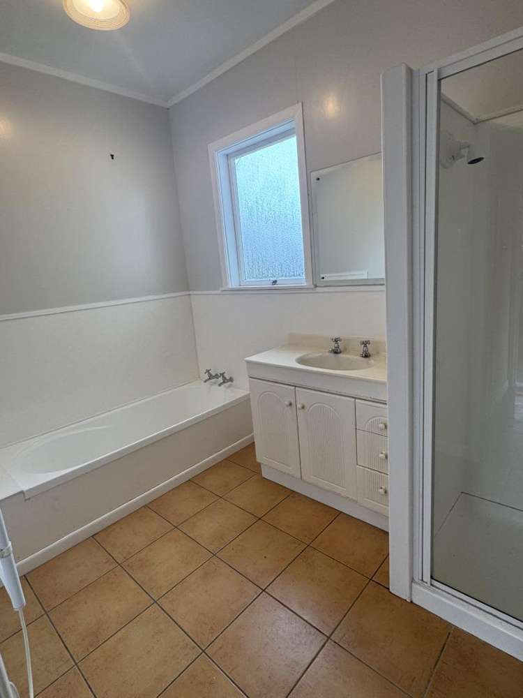 901 Waitakere Road Kumeu_11