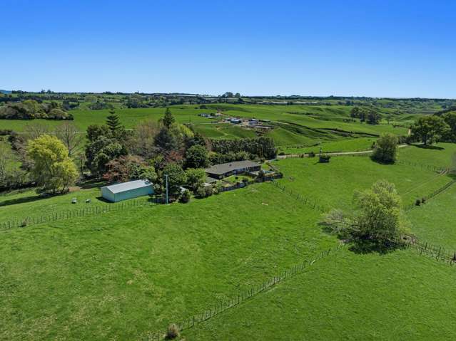 14,92,102 Dickinson Road Waiotahe_3