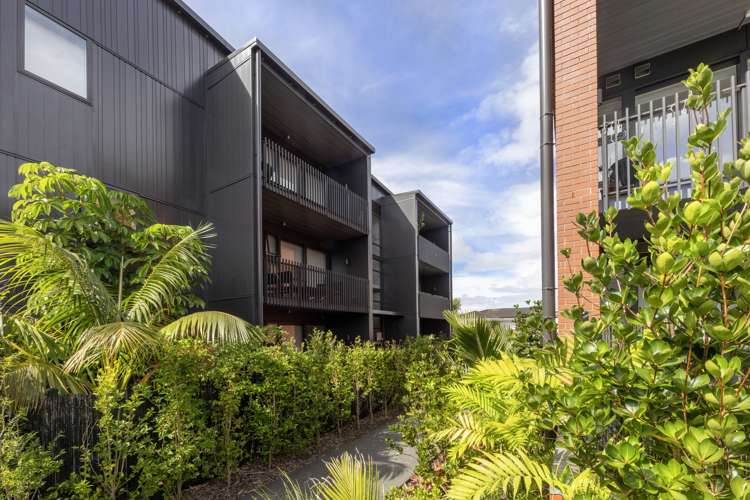 01/340g Onehunga Mall Onehunga_15