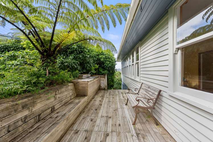 39 Victory Avenue Karori_14