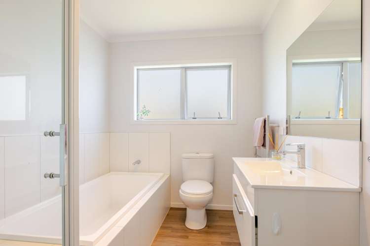 1 Country Lane Waipawa_13