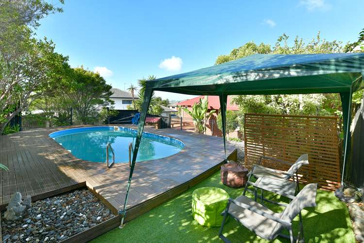 12 Astor Place Orewa_9