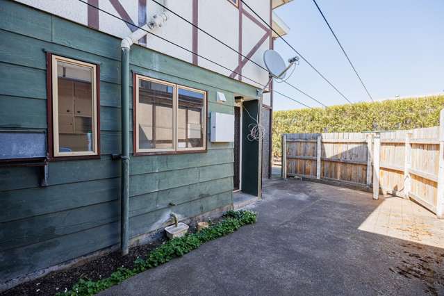 1/702 Grays Road Mahora_1