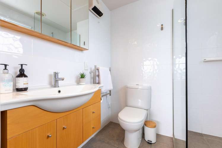16/4 Seaview Road Paraparaumu Beach_18