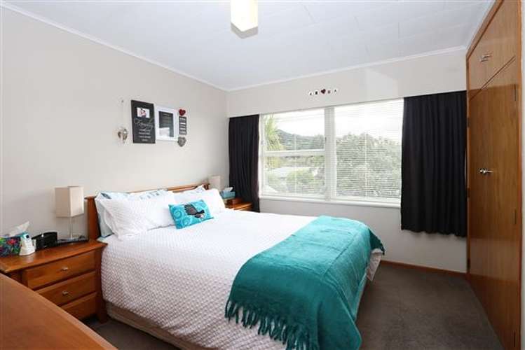 41 Holland Street Wainuiomata_12