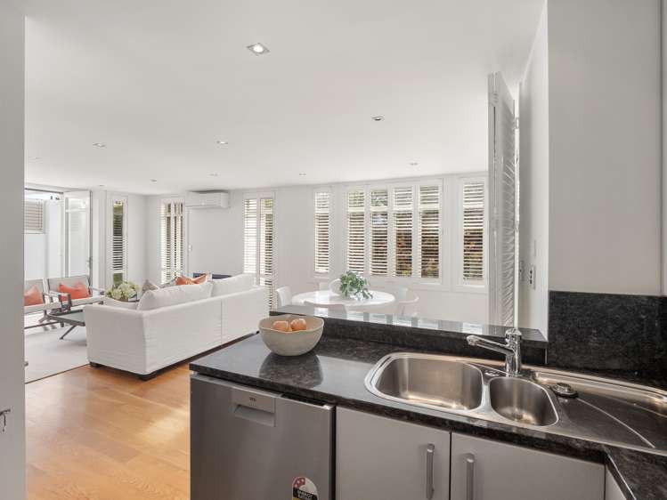 7 Saint Georges Bay Road Parnell_6