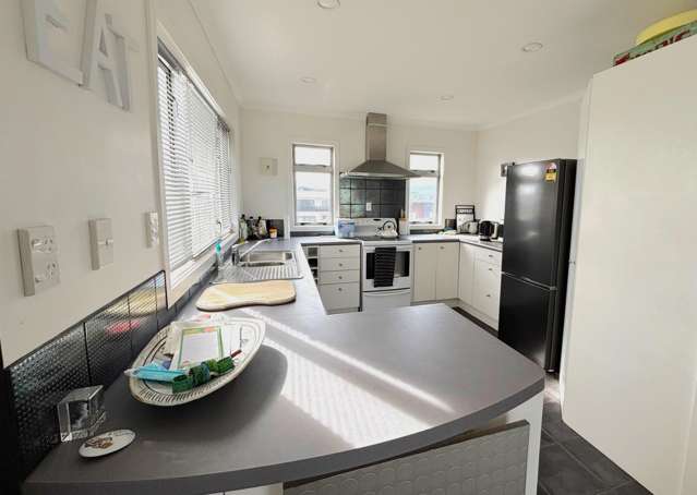 22a Marine Parade 1207_4