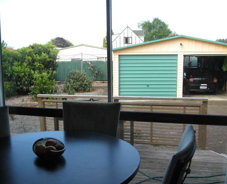 97 Devon Road Springvale_8